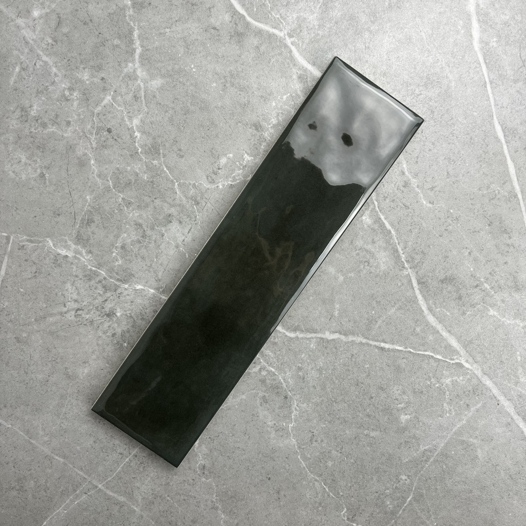 Gạch thẻ gợn sóng màu đen loang KT 75x300mm mã 7532P7 (1h/1.125m/50v)