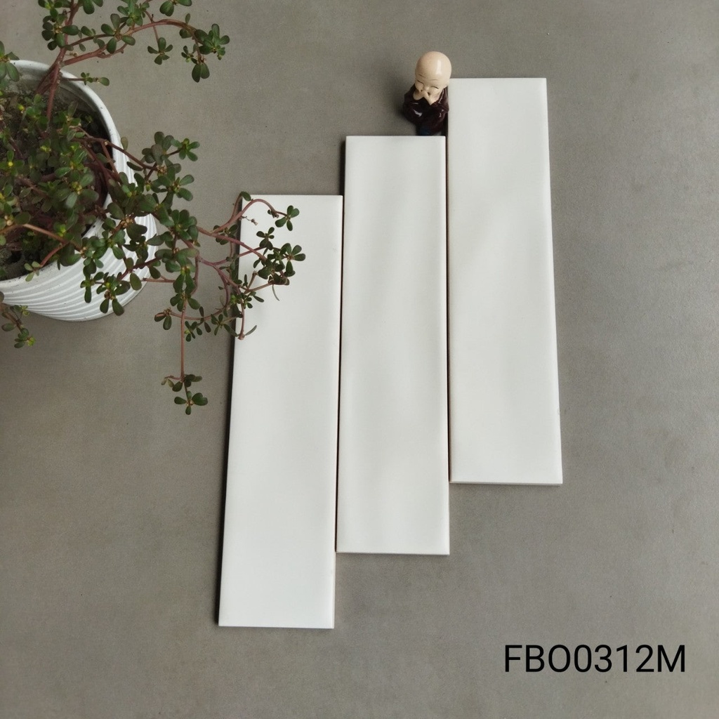 Gạch thẻ Việt Nam, Trắng kem bóng lượn, KT 75x300 mm, FB00312M_SA, Loại 1 (1 hộp/ 50 viên/ 1.125m2)