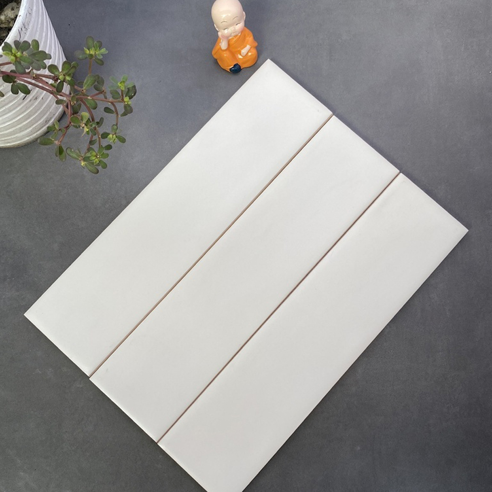 Gạch thẻ Việt Nam KT 75x300mm, Xám nhạt bóng phẳng, mã BO0312MM (loại 1)