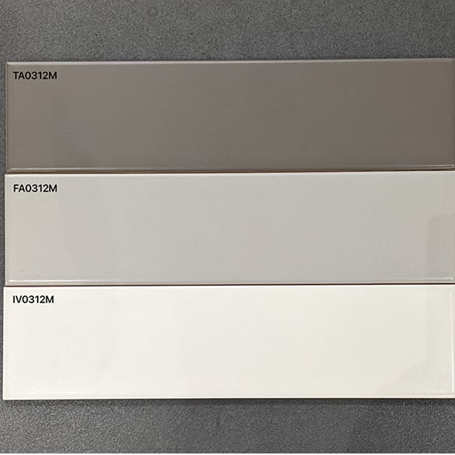 Gạch thẻ  xám nhạt lượn mặt 75x300mm mã TA0312PM