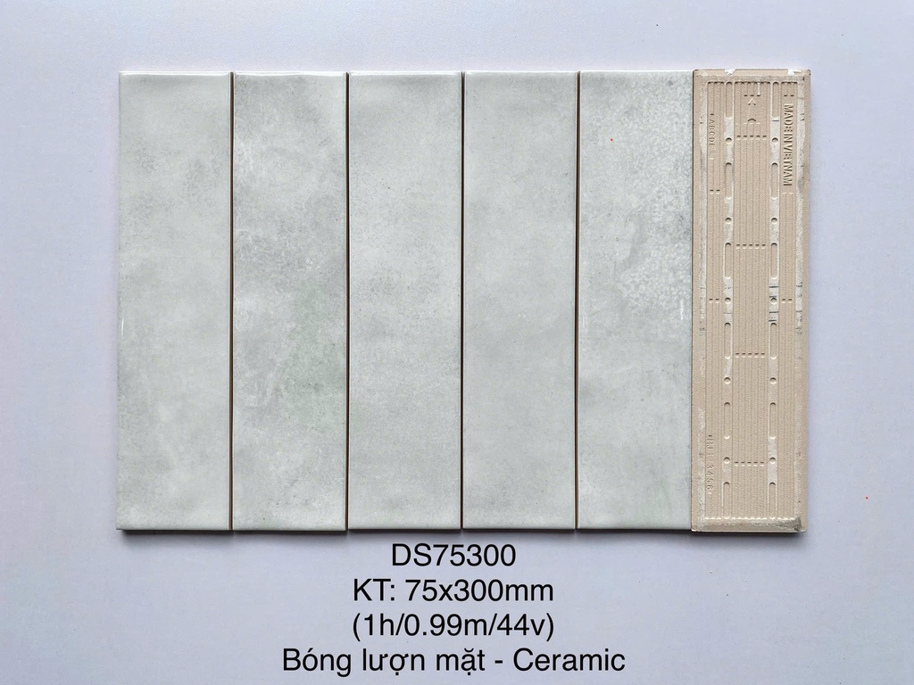 Gạch thẻ 75x300 loại ưu mã DS75300