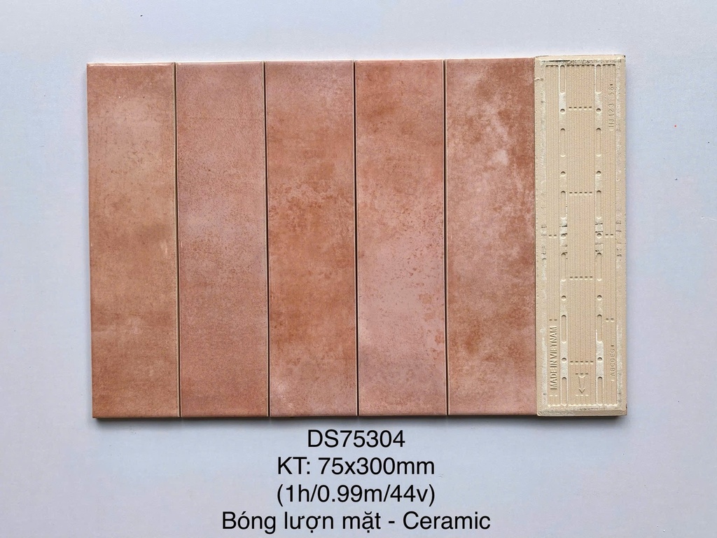 Gạch thẻ 75x300 loại ưu mã DS75304_S (1h/0.99m/44vien)