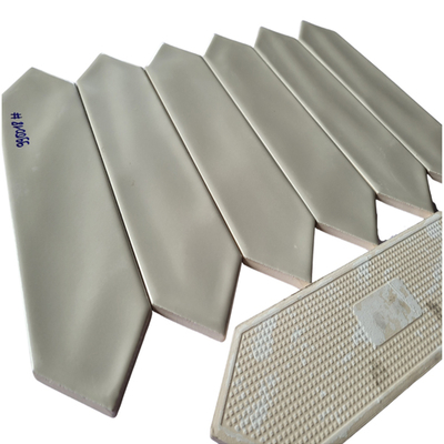 Gạch thẻ mũi tên Việt Nam, Trắng mờ lượn, KT 75x300 mm, 990018, Loại 1 (1 hộp/ 44 viên/ 0.99m2)