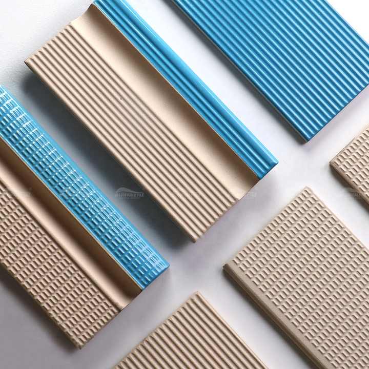 Gạch men viền hồ bơi chống mài mòn cao màu xanh nước biển nhạt 240x115mm