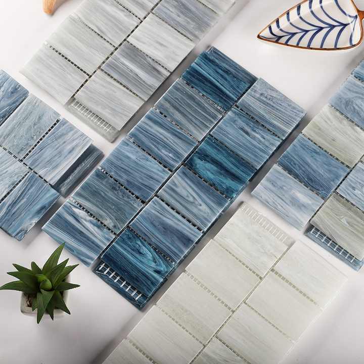 Gạch khảm kính óng ánh hình chữ nhật màu xanh ngọc trai trắng mờ Bluwhale cho vách ốp bể bơi
